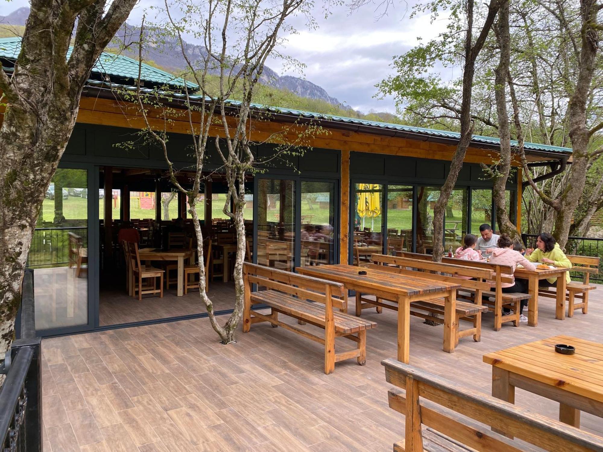 Rafting Camp Tara 87 Hotel Hum Exterior photo